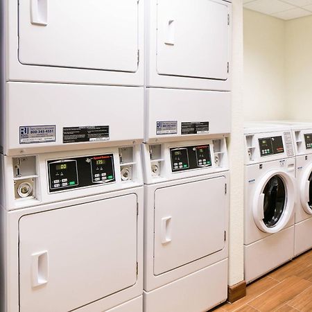 Towneplace Suites By Marriott Kansas City Airport Luaran gambar