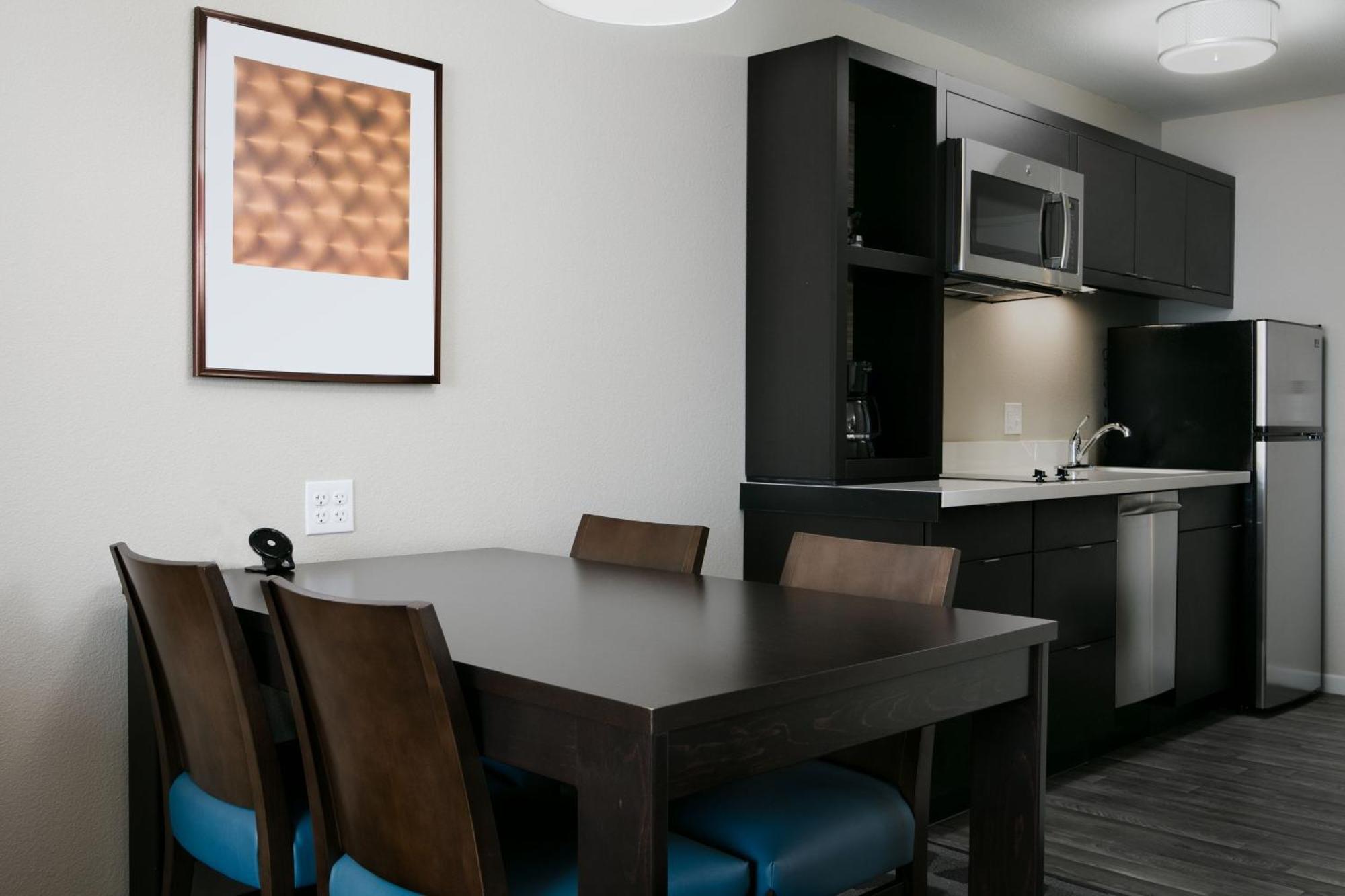 Towneplace Suites By Marriott Kansas City Airport Luaran gambar