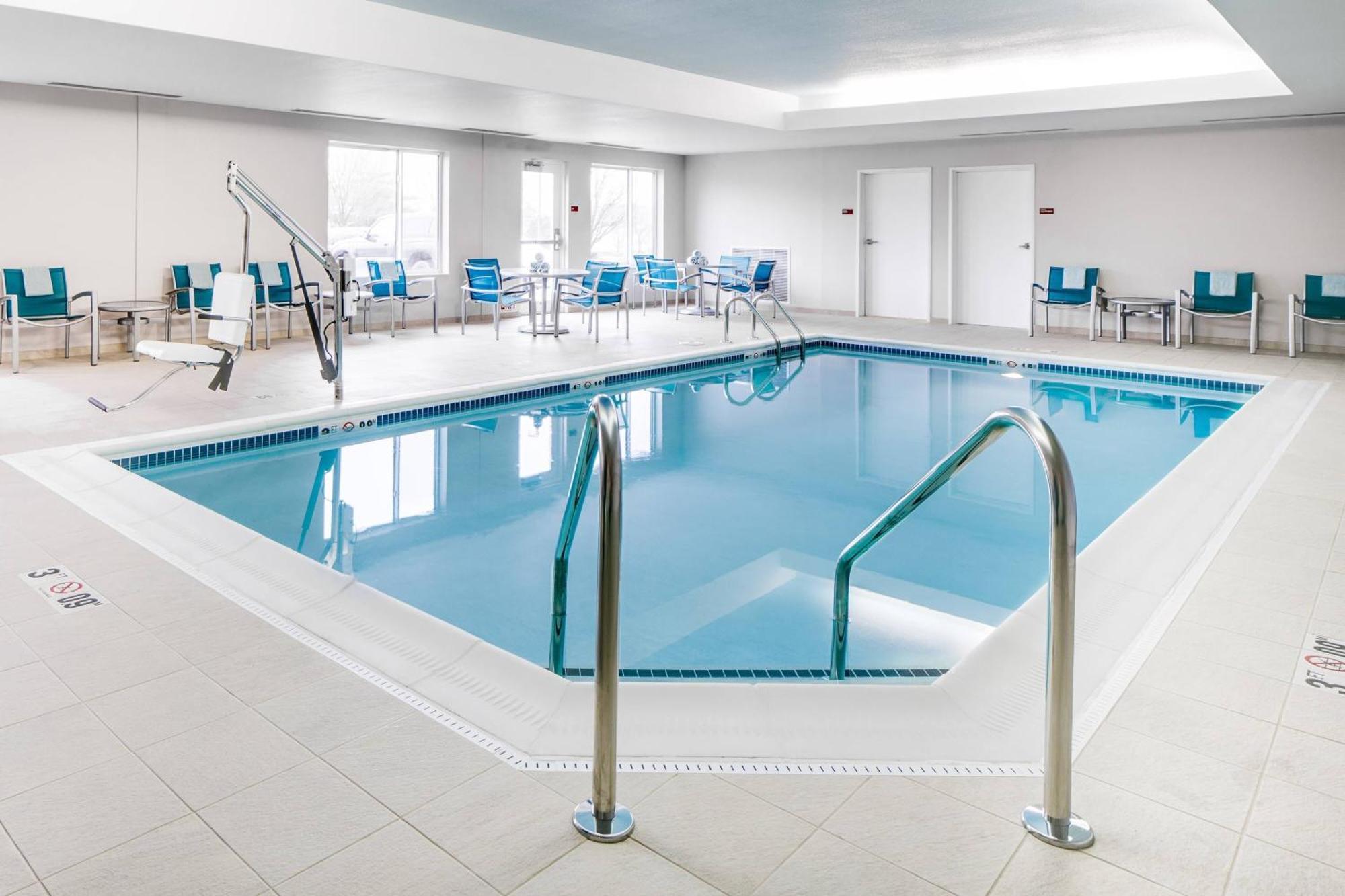 Towneplace Suites By Marriott Kansas City Airport Luaran gambar