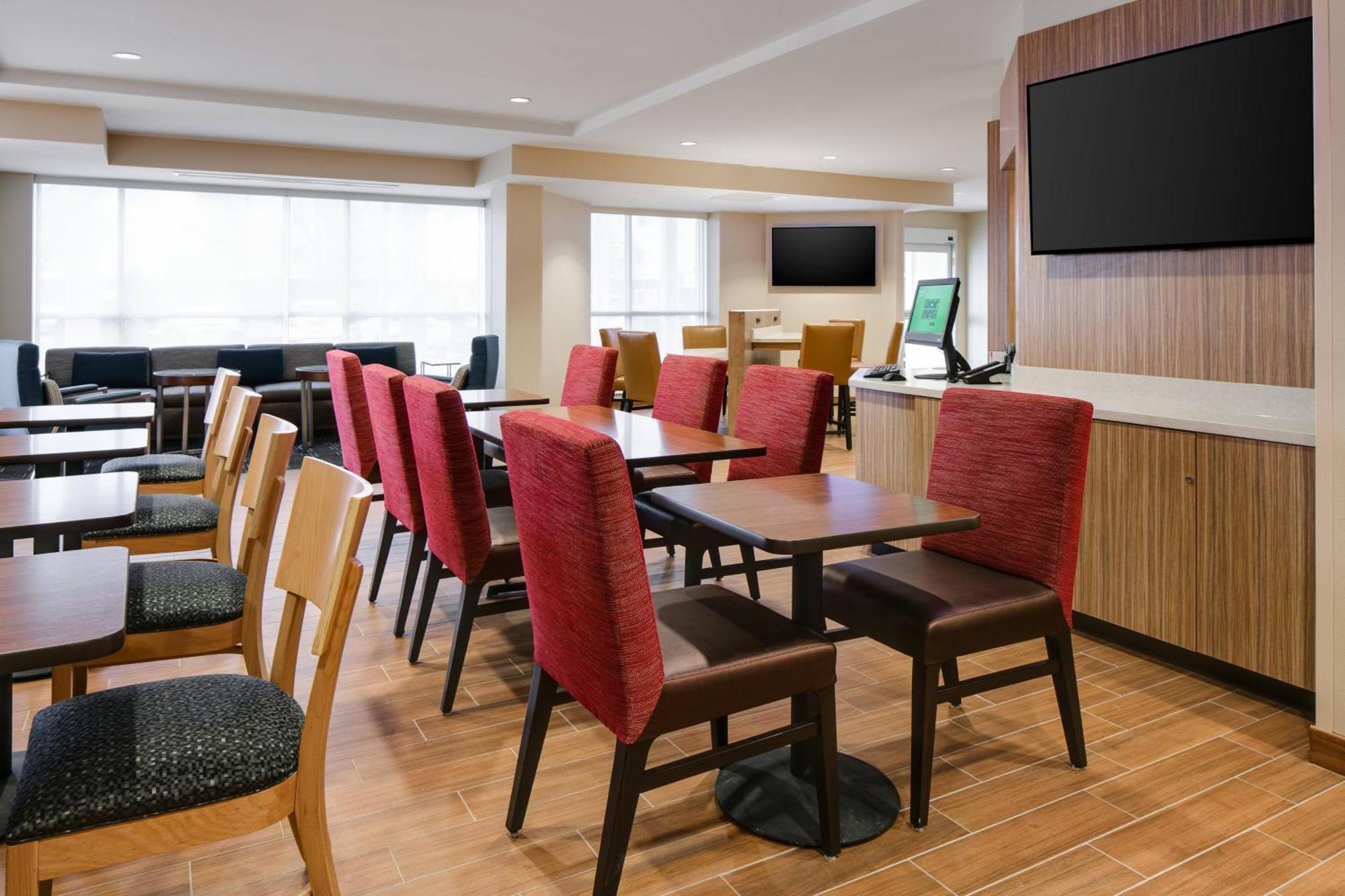 Towneplace Suites By Marriott Kansas City Airport Luaran gambar