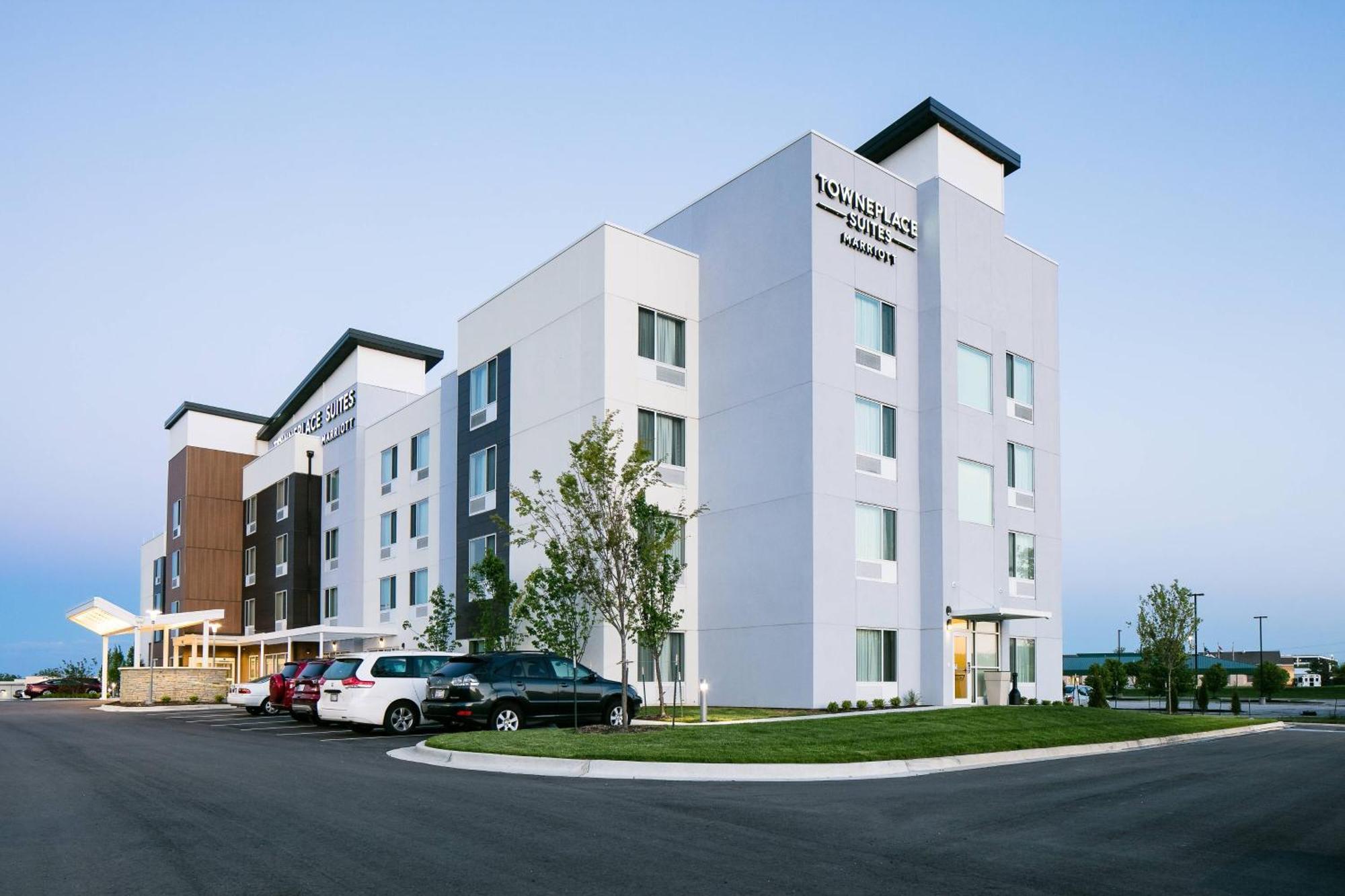 Towneplace Suites By Marriott Kansas City Airport Luaran gambar